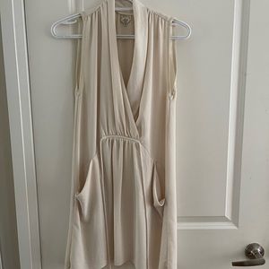 Aritzia cream cocktail dress - size XXS